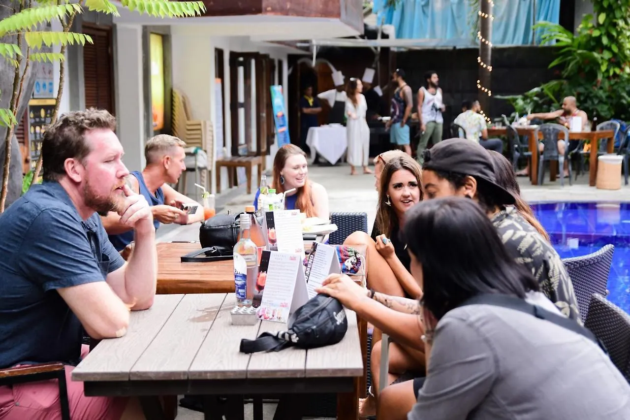 Sizzle Sports Club Hostel Kandy