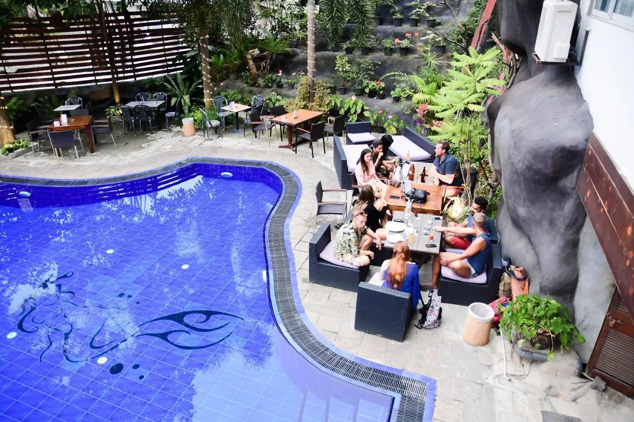 Sizzle Sports Club Hostel Kandy
