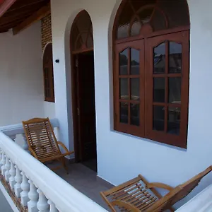 Pensión Kan̆du, Kandy