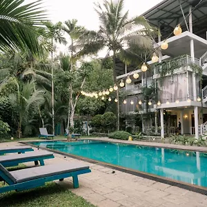 https://french-garden-kandy.kandyhotelsnow.com